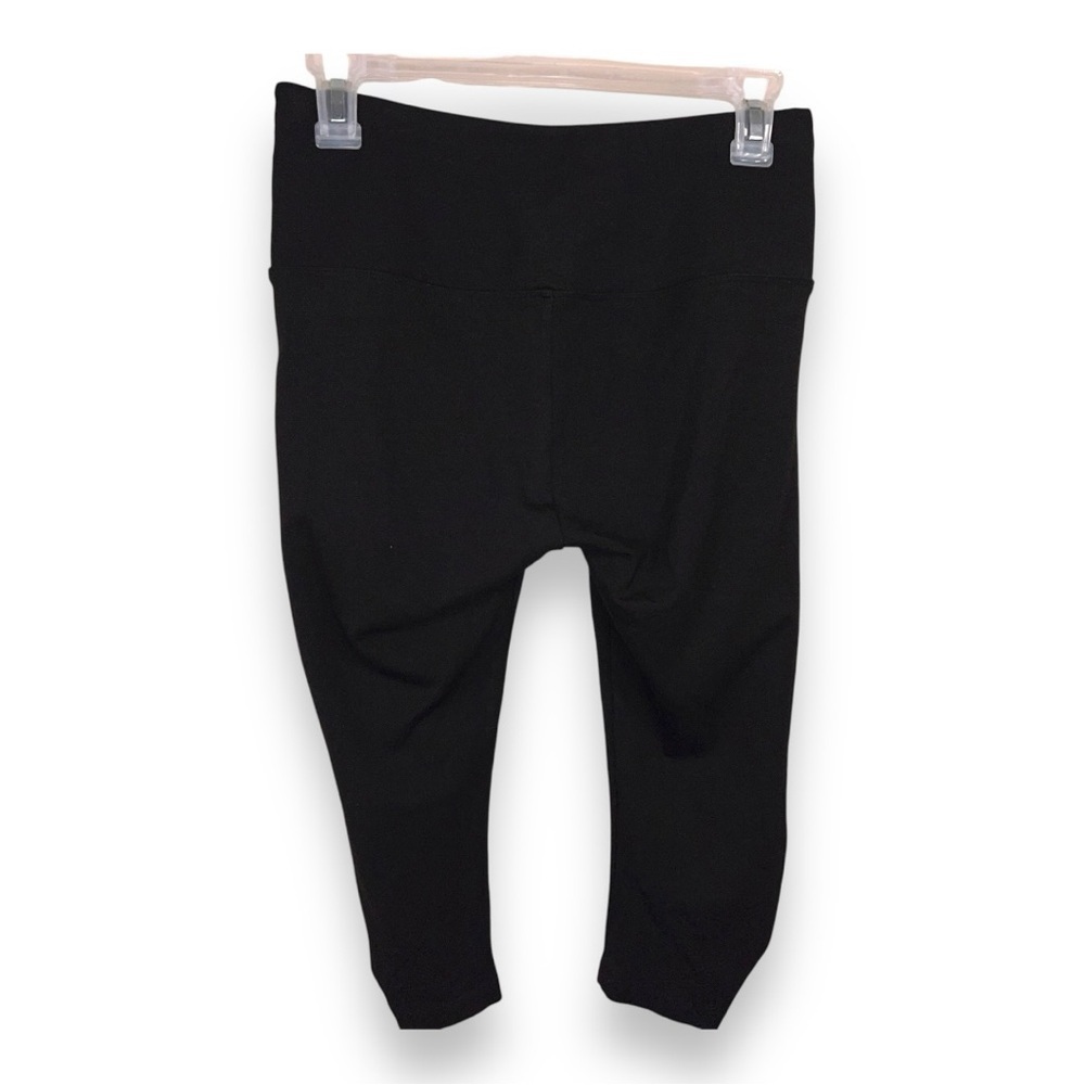 SMALL WESTBOUND BLACK CAPRI LEGGINGS STRETCH CROPPED CASUAL